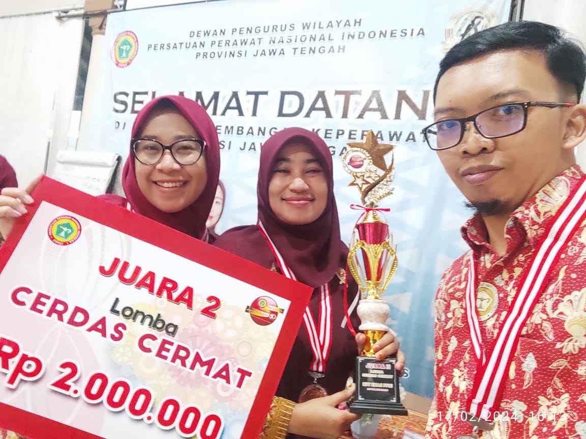 You are currently viewing Prodi Keperawatan UMS peroleh Juara 2 Pada Lomba Cerdas Cermat dalam rangka HUT PPNI Jateng