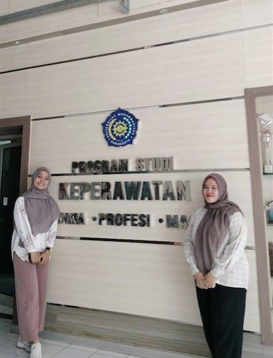 Read more about the article Inspiratif!Mahasiswa Keperawatan Peroleh Hibah Penelitian dari Prodi Keperawatan UMS