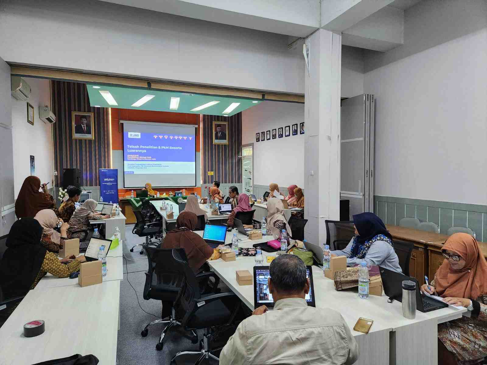 Read more about the article Workshop Evaluasi dan Tindak Lanjut Tridarma Terhadap Visi Misi dan Telaah Penelitian dan Pengabdian Masyarakat Beserta Luaran