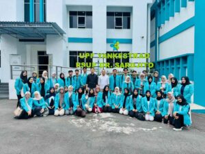 Read more about the article Perkuat Mata Kuliah Keperawatan Herbal: Kunjungan Lapangan Prodi UMS ke Sentra Pengembangan Obat Tradisional Tawangmangu